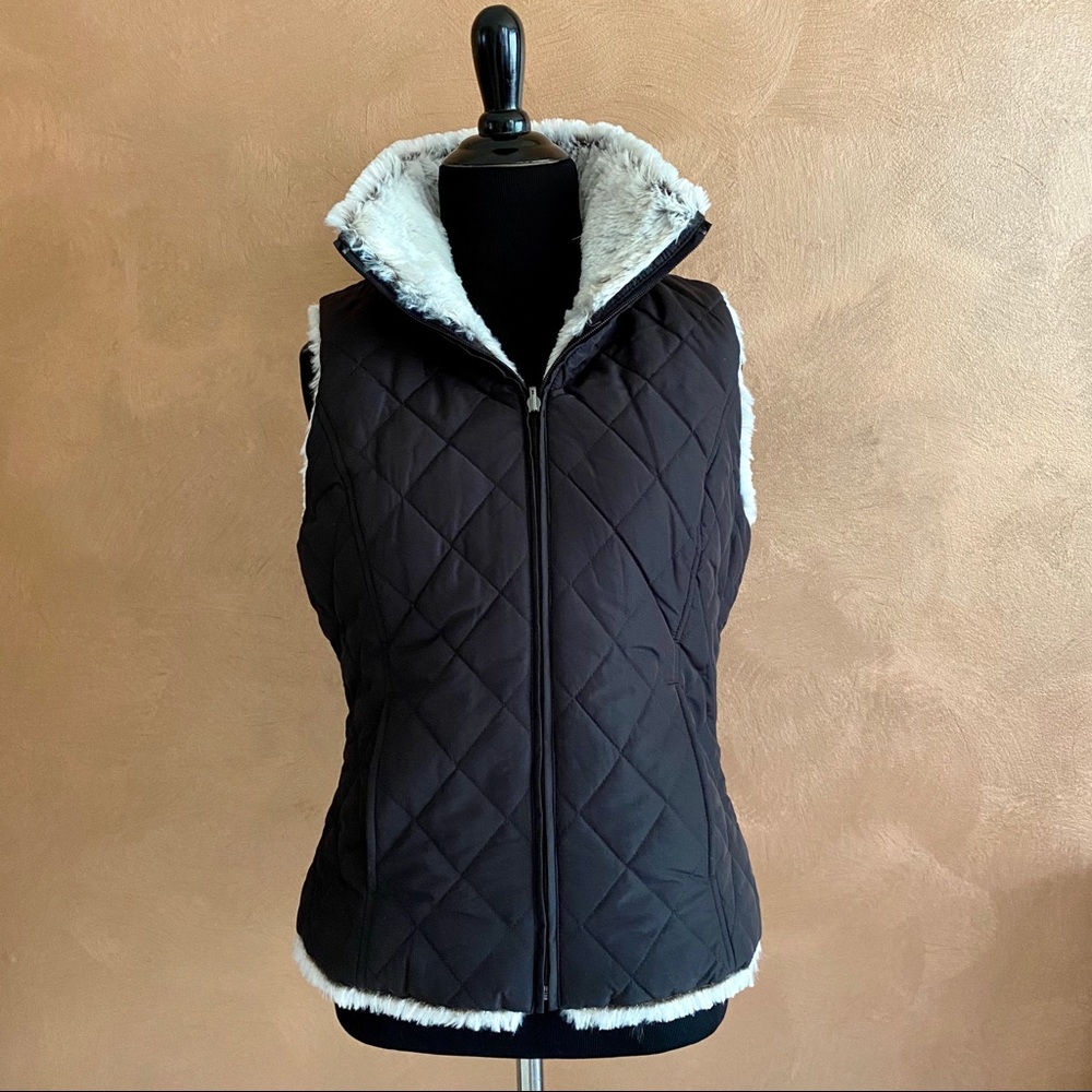 Quilted reversible fur vest